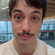 Le journaliste Tristan Champagne-Lessard de Rad.