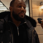 Un magasineur au &laquo; black friday &raquo;.