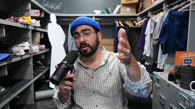 Le journaliste à Rad Gali Bonin.